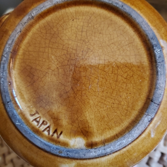 Vintage Ceramic Teapot with Peacock Design - Picture 2 of 5